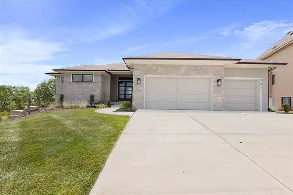 Shawnee, KS 66220,21611 W 80th TER
