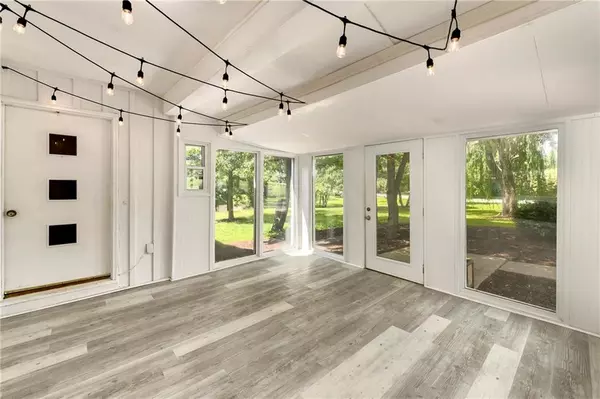 Overland Park, KS 66204,7301 Antioch RD