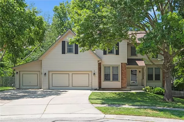 5014 Park ST, Shawnee, KS 66216
