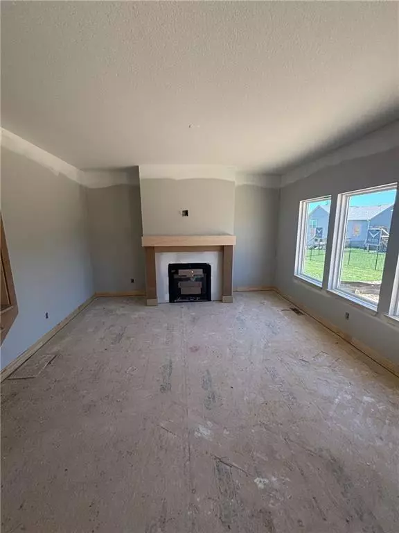 Parkville, MO 64152,16167 Ryan CIR