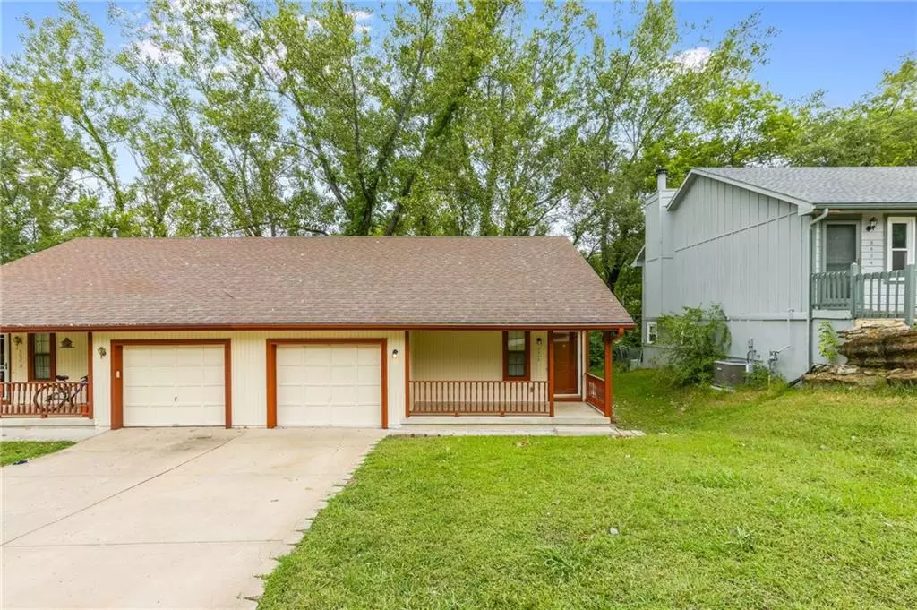 Parkville, MO 64152,5522 NW Homer White RD
