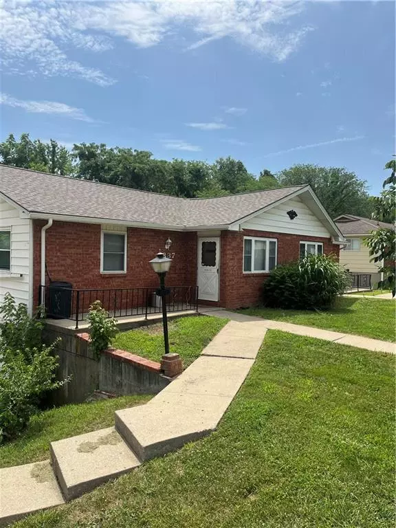 Kansas City, KS 66112,1835-1837 N 77th ST