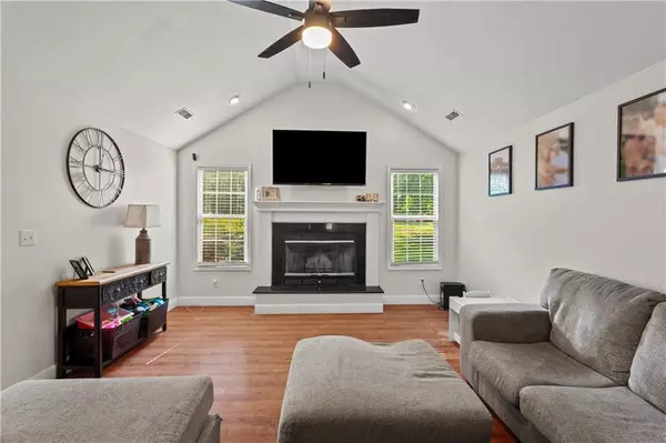 Knob Noster, MO 65336,308 Marilyn AVE