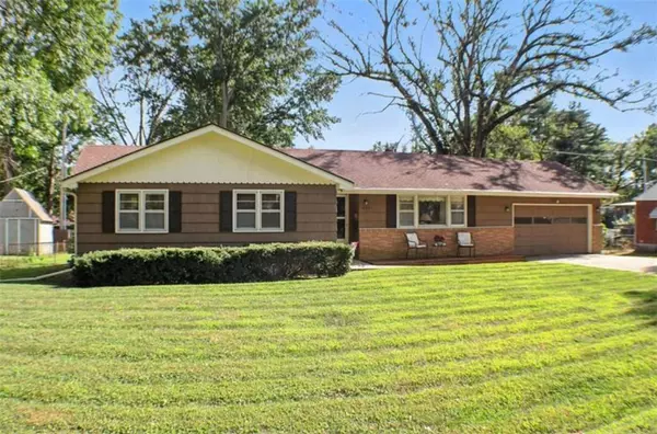 1403 W Bryson ST, Independence, MO 64052
