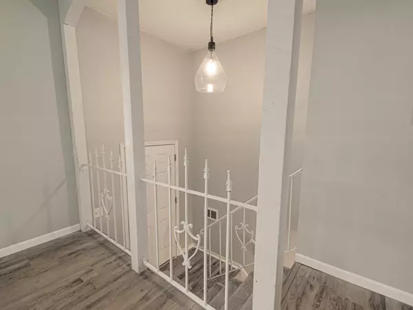 Blue Springs, MO 64014,300 SW Sandstone DR