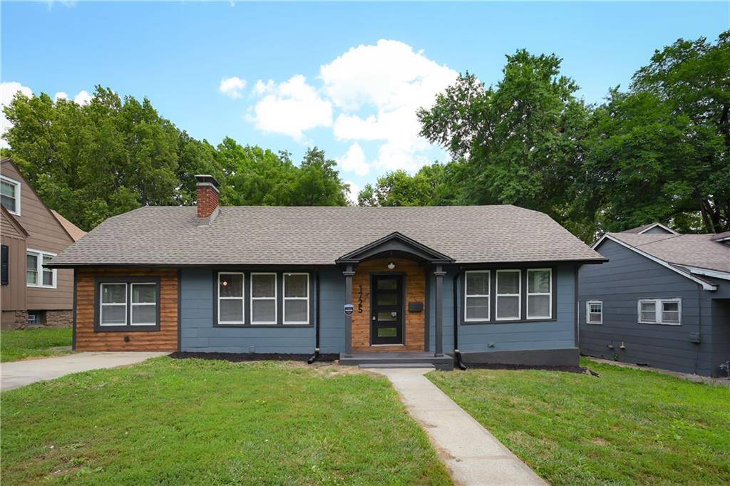 1725 Hawthorne DR, Independence, MO 64057