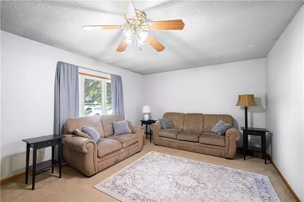 St Joseph, MO 64503,2806 Morningside DR