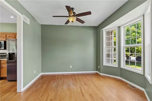 Olathe, KS 66062,15238 S Albervan ST