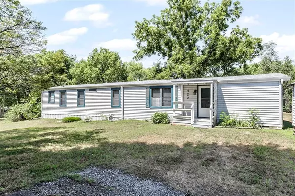 422 Hoover ST, Pomona, KS 66076
