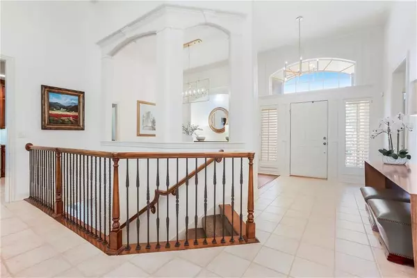 Leawood, KS 66211,11417 Granada CT