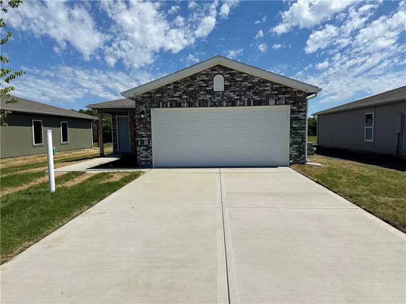 37781 W 208th TER, Edgerton, KS 66021