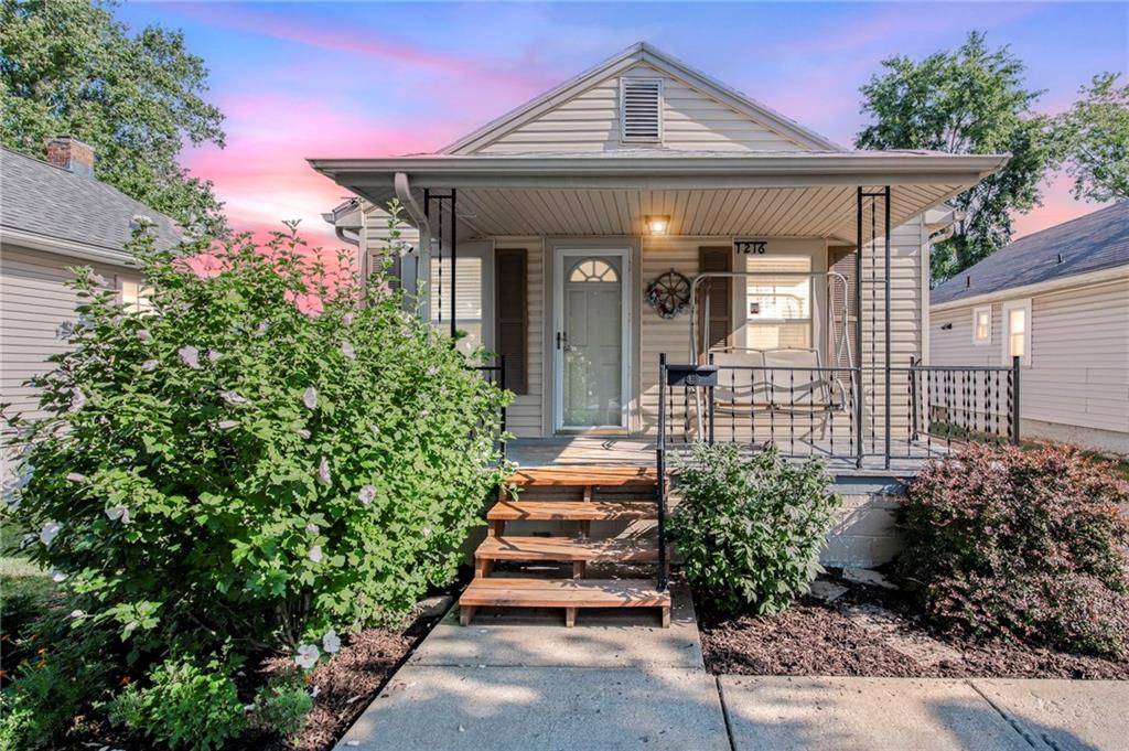 1216 E 23RD AVE, North Kansas City, MO 64116