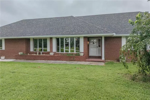 Lexington, MO 64067,12024 Davis DR