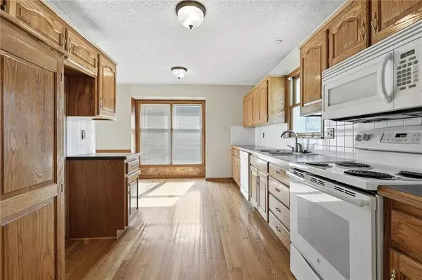 Kearney, MO 64060,414 Regency Park ST