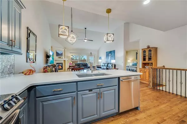 Lee's Summit, MO 64064,801 NE Lone Hill DR