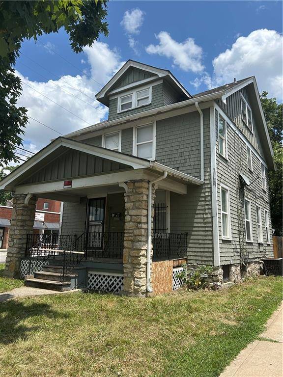 3901 Central ST, Kansas City, MO 64111