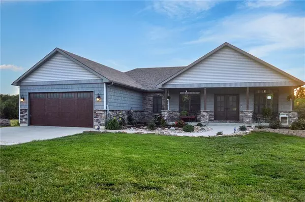 5022 Landsburg RD, Odessa, MO 64076