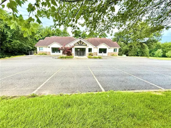St Joseph, MO 64506,707 N 36th ST