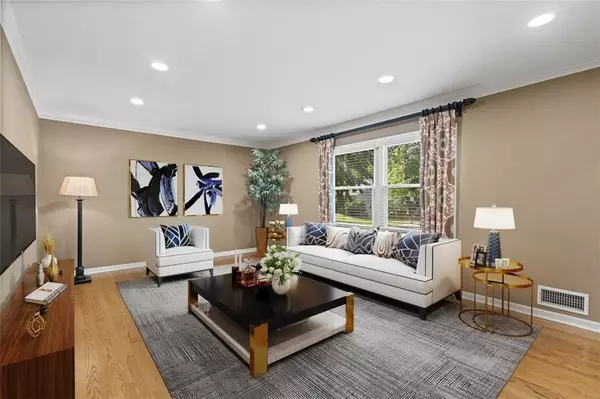 Overland Park, KS 66207,9710 Catalina ST