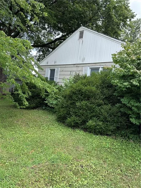 Buckner, MO 64016,13 Broyles ST