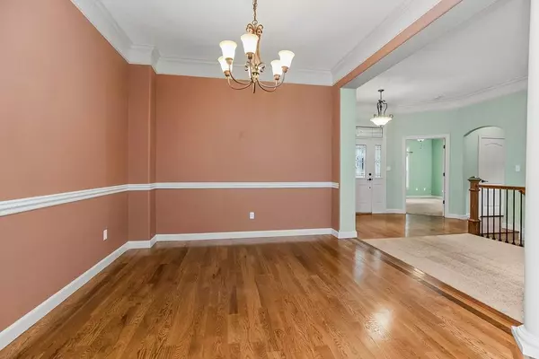 Lansing, KS 66043,77 Continental DR