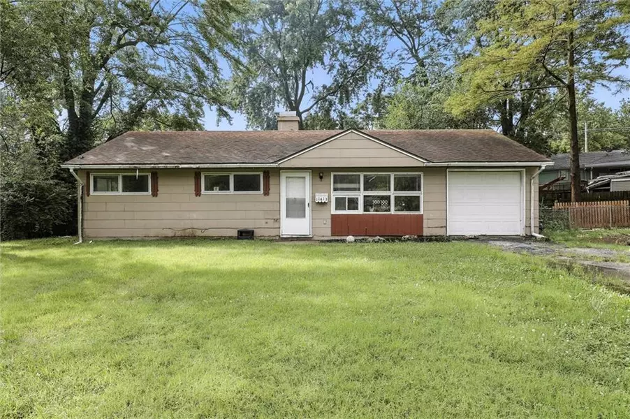 11413 DELMAR CIR, Kansas City, MO 64134