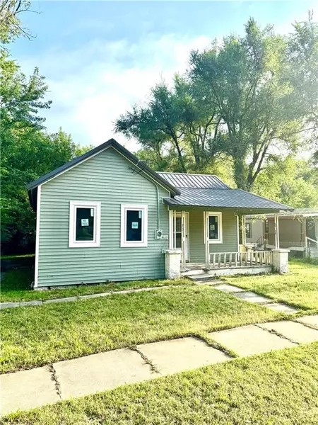 234 Lincoln ST, Osawatomie, KS 66064