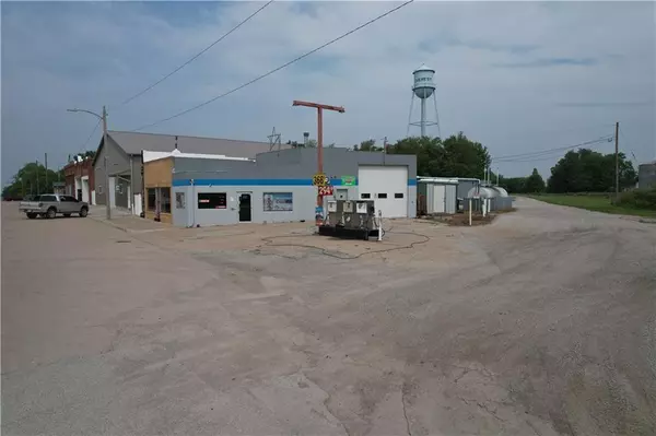 Everest, KS 66424,508 Main ST