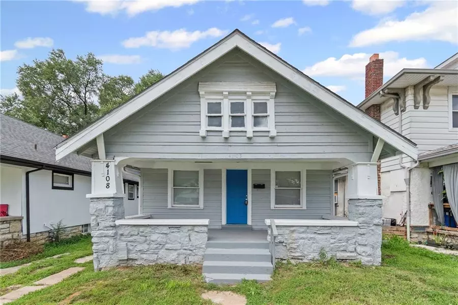 4108 College AVE, Kansas City, MO 64130