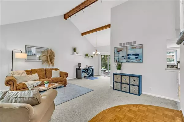 Lenexa, KS 66219,15335 W 83rd TER