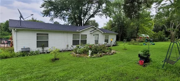 Bates City, MO 64011,4105 Linn RD