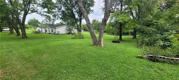 Bates City, MO 64011,4105 Linn RD