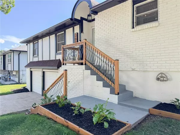 Belton, MO 64012,309 N Cleveland AVE