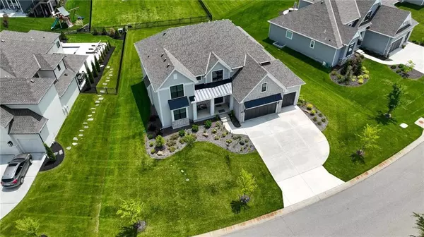 Overland Park, KS 66221,17137 Barton ST