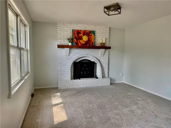 Independence, MO 64057,17824 Greentree AVE