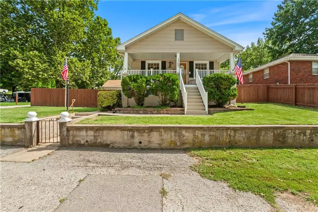 Sugar Creek, MO 64054,11407 Burton ST