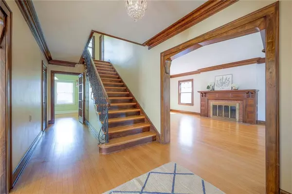 Kansas City, MO 64113,222 W 68th ST