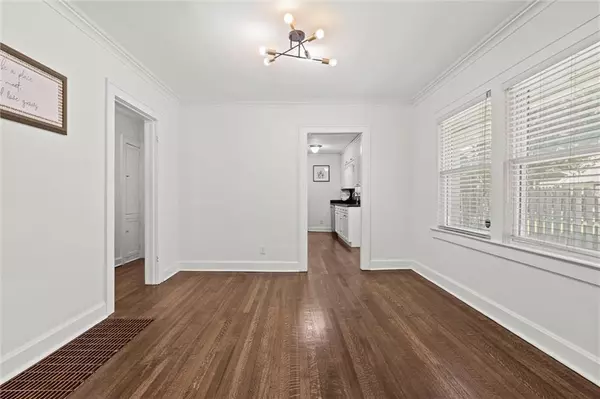 Kansas City, MO 64113,125 E 70th ST