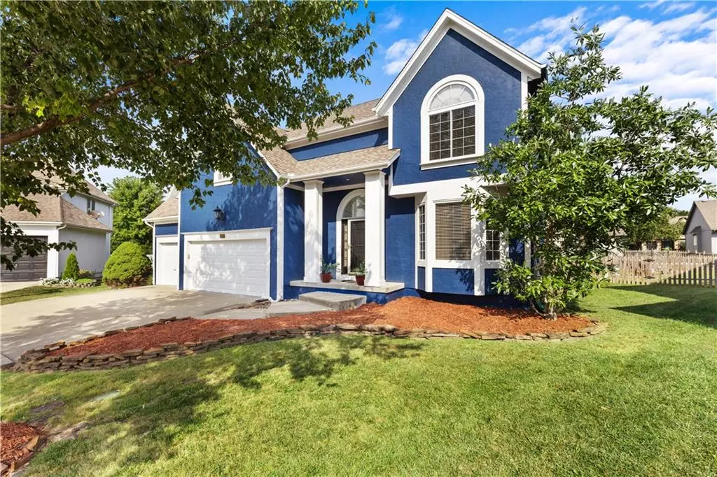 Lee's Summit, MO 64064,5920 NE Coral CIR