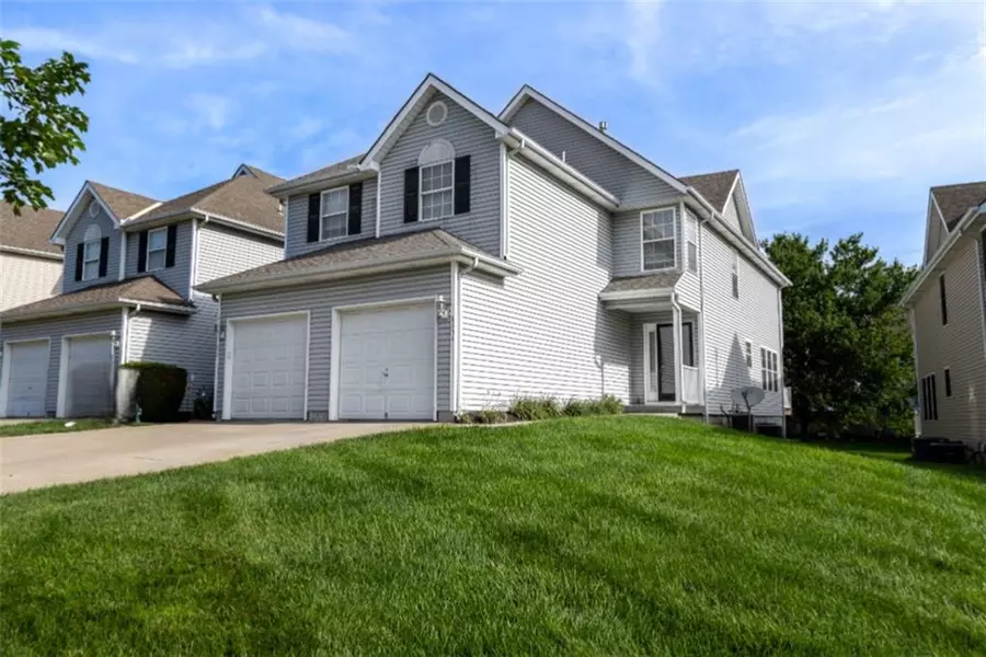 8654 NE 97th ST, Kansas City, MO 64157