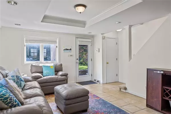 Shawnee, KS 66203,10103 Johnson DR