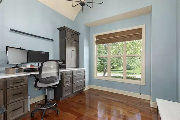 Overland Park, KS 66221,9445 W 157TH PL