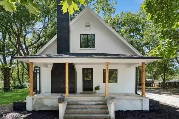 503 NW 15th ST, Blue Springs, MO 64015