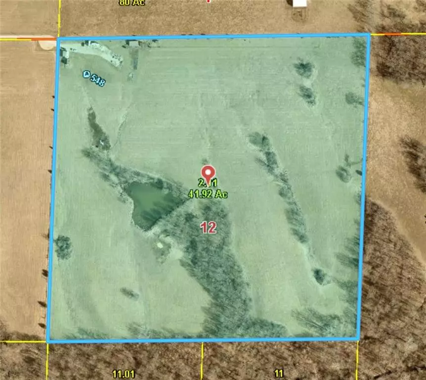 Centerview, MO 64019,548 SW 300th RD