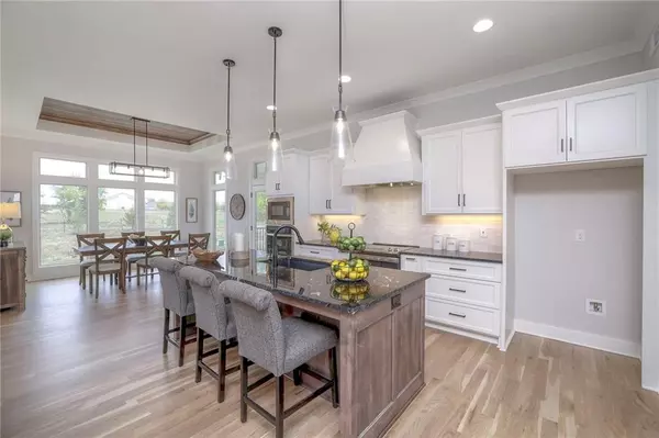 Overland Park, KS 66221,12612 W 138th PL