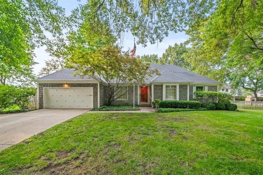 Overland Park, KS 66207,9510 Cedar ST