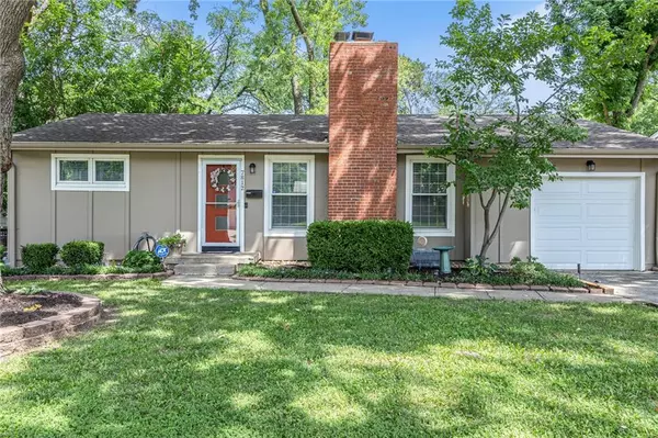 7812 W 72 TER, Overland Park, KS 66204