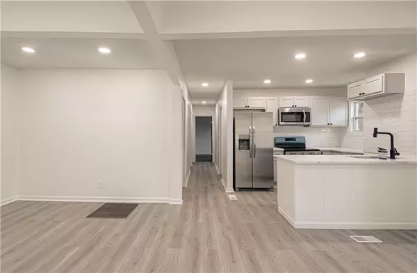 Independence, MO 64053,107 N Ditzler AVE