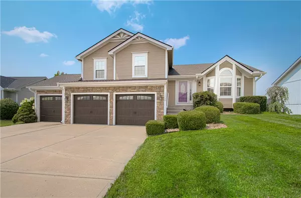 11920 N Tracy AVE, Kansas City, MO 64155