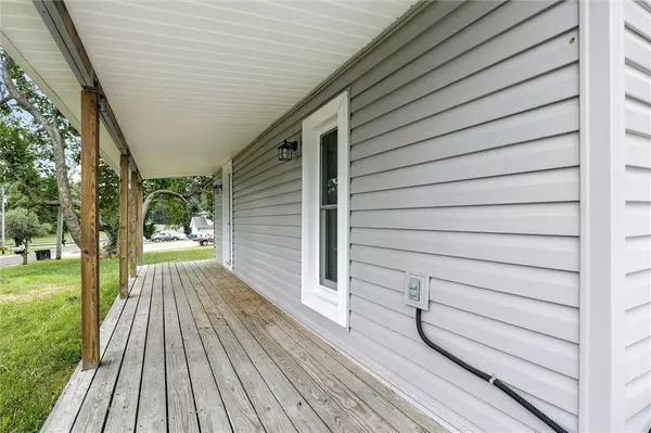 Lathrop, MO 64465,502 Russell ST